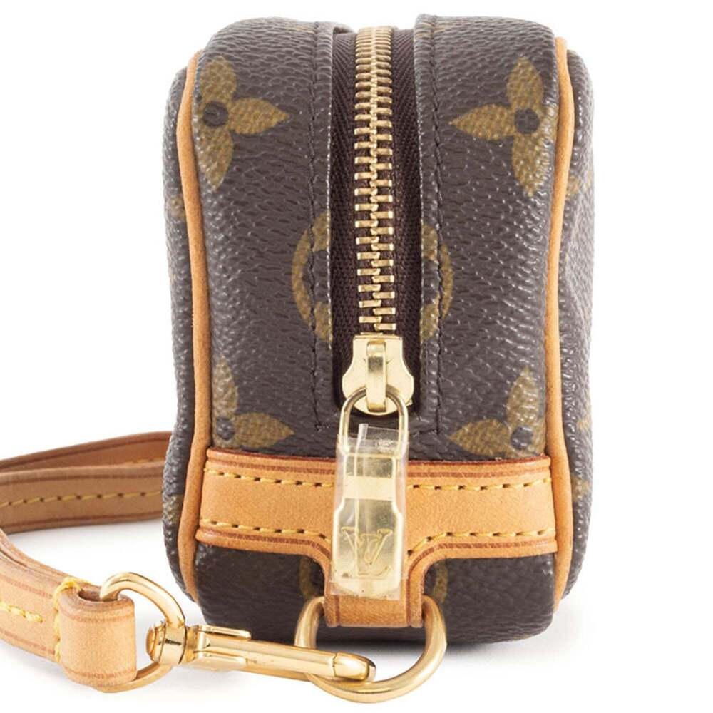 LOUIS VUITTON Brown Monogram Canvas Pouch - Picture 4 of 16